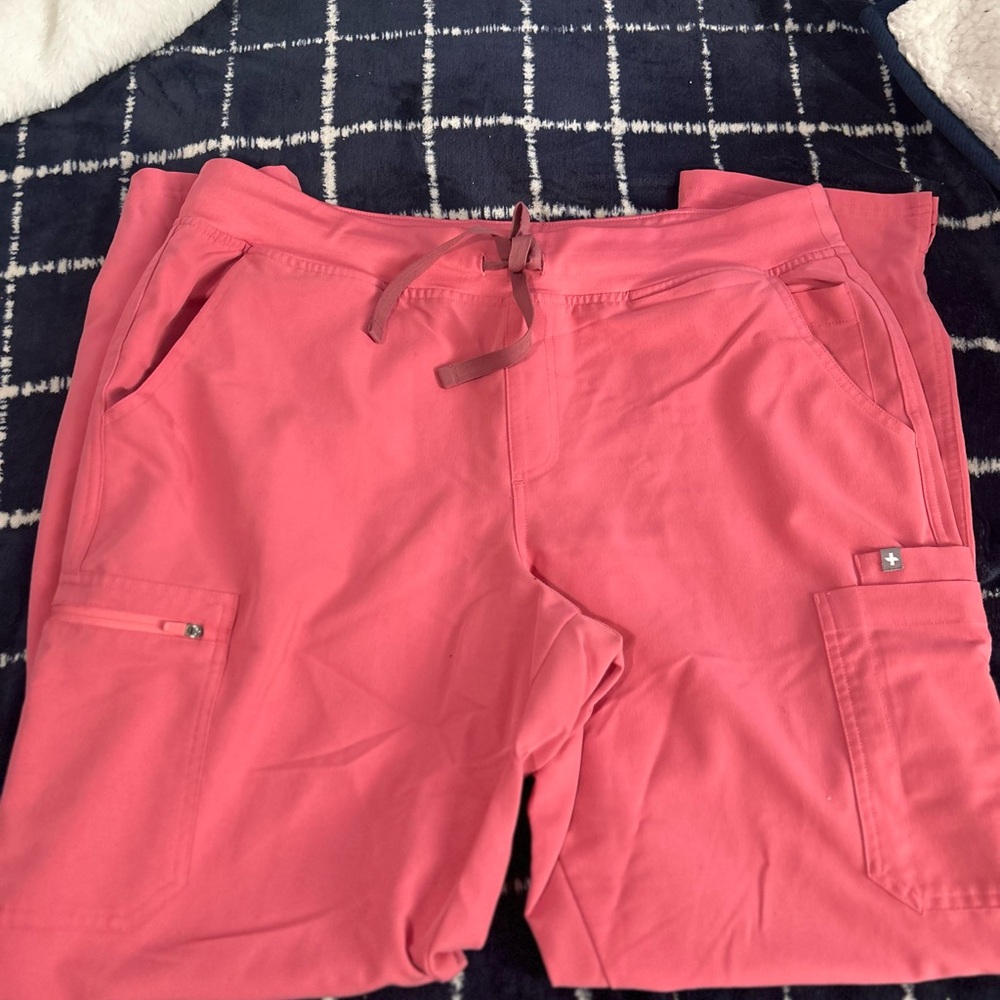 Figs Coral Utility Pants size XL